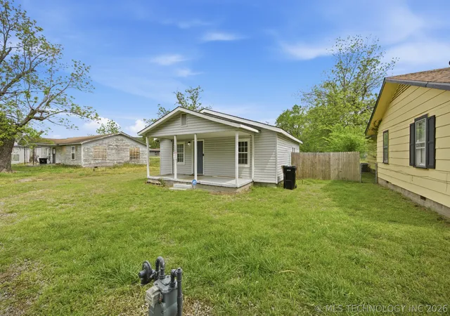 Homes for sale in Dewar, OK | 110 S Broadway St, Dewar, OK 74431 | MLS# 2613054