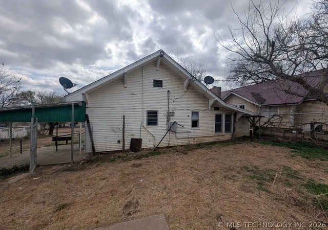 Homes for sale in Drumright, OK | 125 E Federal St, Drumright, OK 74030 | MLS# 2613237