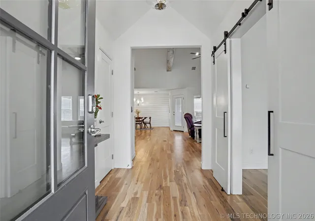 Photo 3 of Single family home for sale at 2918 E Rockford Pl, Broken Arrow, OK 74014 | MLS# 2613146 | Listing updated on 2026-08-20