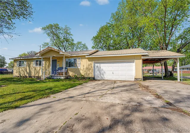 4th image of 520 Meadowlark Ln, Commerce, OK 74339 | MLS# 2613348