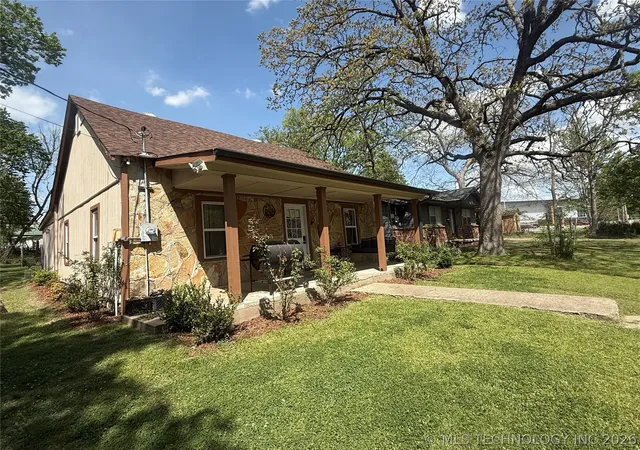Homes for sale in Tahlequah, OK | 224 North St, Tahlequah, OK 74464 | MLS# 2613353