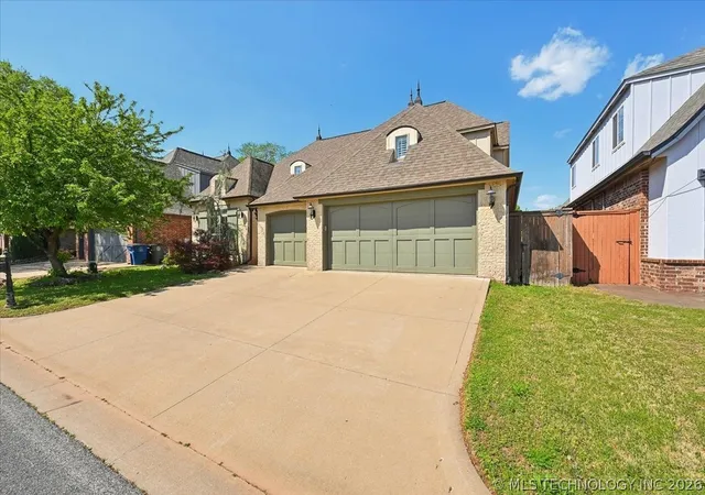 Photo 4 of Single family home for sale at 11818 S Oswego Ave, Tulsa, OK 74137 | MLS# 2613336 | Listing updated on 2026-08-25