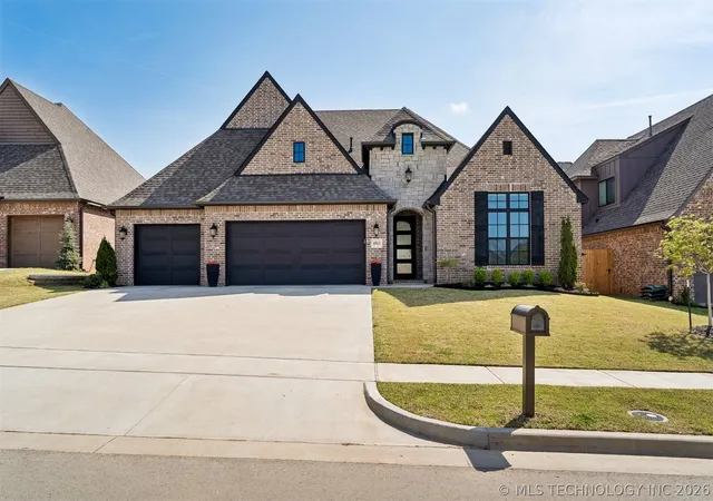 2nd image of 6513 S Fir Ave, Broken Arrow, OK 74011 | MLS# 2613442