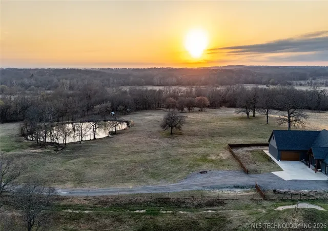 Homes for sale in Tupelo, OK | 28300 County Road 1590, Tupelo, OK 74572 | MLS# 2613529