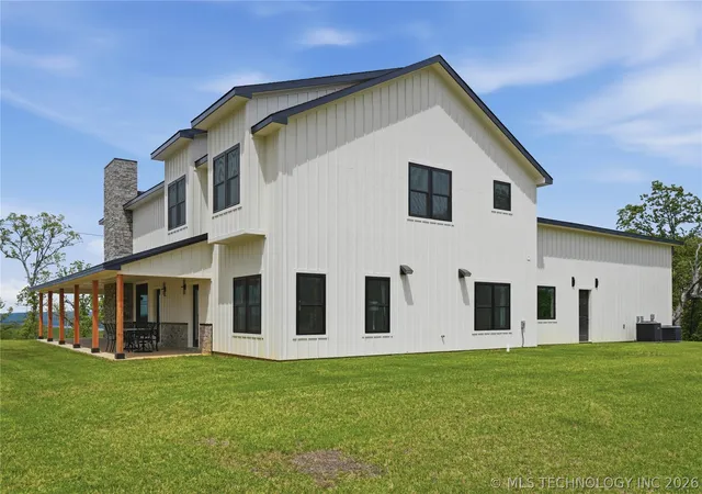 Photo 5 of Sale Pending at 34750 S Falcon Crst Ln, Cookson, OK 74427 | MLS# 2613492 | Listing updated on 2026-08-20