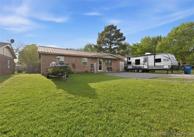 Homes for sale in Wagoner, OK | 902 S Lincoln Ave Ave, Wagoner, OK 74467 | MLS# 2613579
