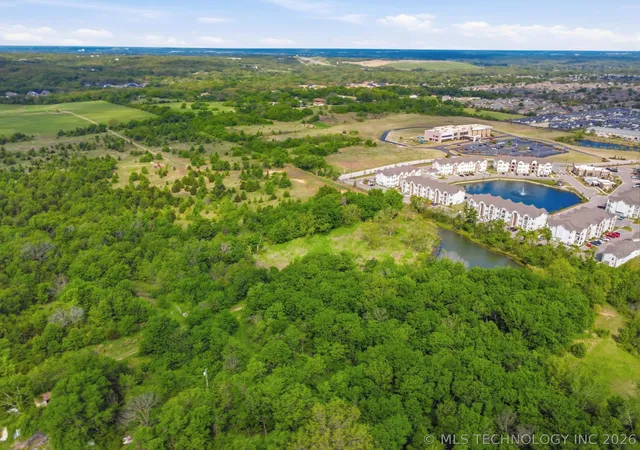 2nd image of 1918 W 118th St S, Jenks, OK 74037 | MLS# 2613510