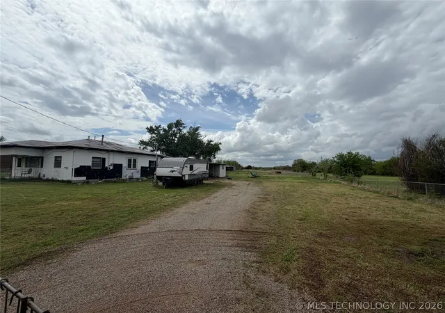 Homes for sale in Cushing, OK | 2922 N Kings Hwy, Cushing, OK 74023 | MLS# 2613046