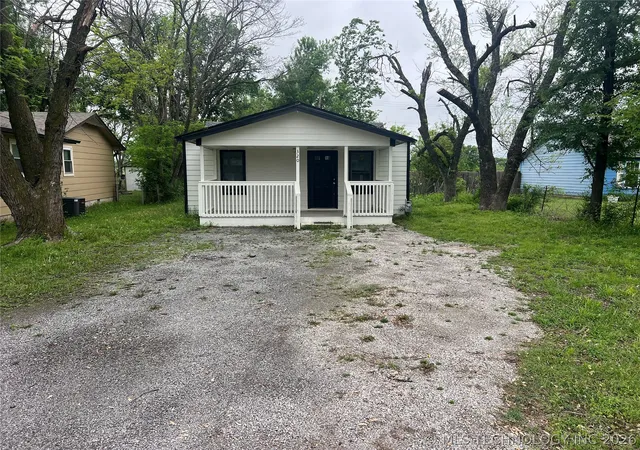 Homes for sale in Inola, OK | 320 B St Nw St Nw, Inola, OK 74036 | MLS# 2613603