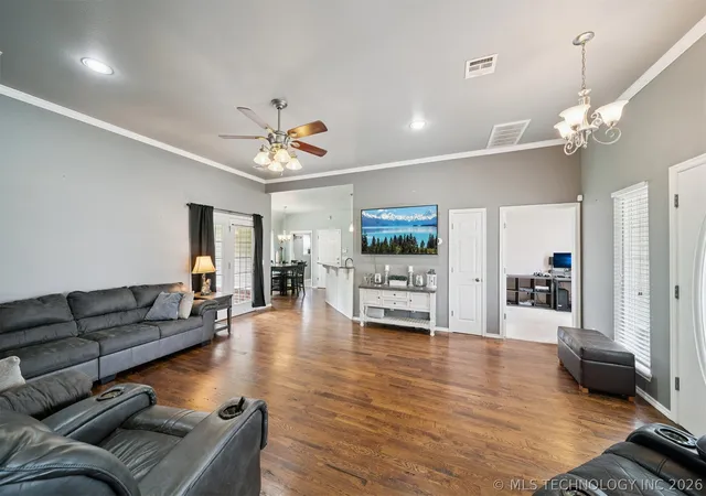 Photo 2 of Single family home for sale at 42 Winfield Dr, Inola, OK 74036 | MLS# 2613245 | Listing updated on 2026-08-25