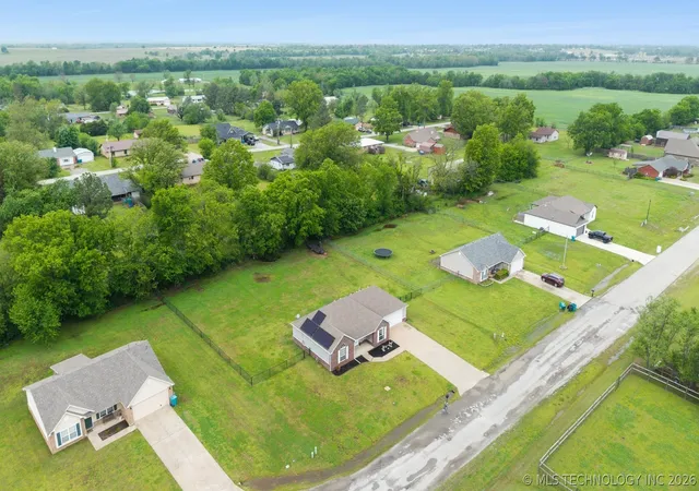 Homes for sale in Inola, OK | 42 Winfield Dr, Inola, OK 74036 | MLS# 2613245