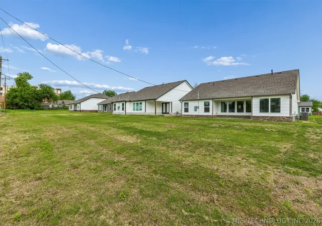 Homes for sale in Cushing, OK | 1125 E Cherry St, Cushing, OK 74023 | MLS# 2613614