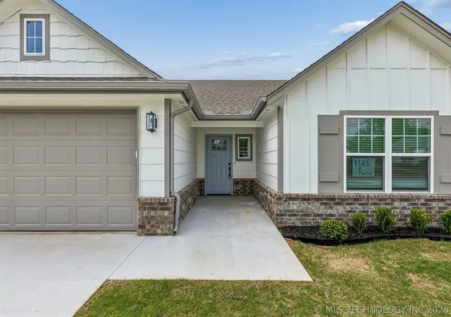 Homes for sale in Cushing, OK | 1125 E Cherry St, Cushing, OK 74023 | MLS# 2613614