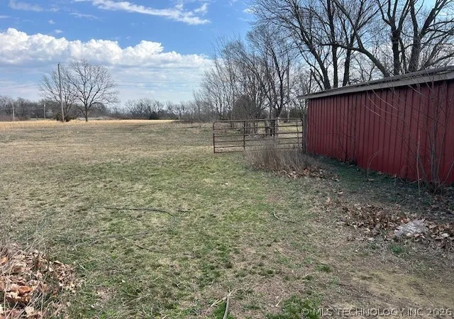 Photo 41 of Sale Pending at 3620 S Country Clb Rd, Muskogee, OK 74403 | MLS# 2613593 | Listing updated on 2026-08-20