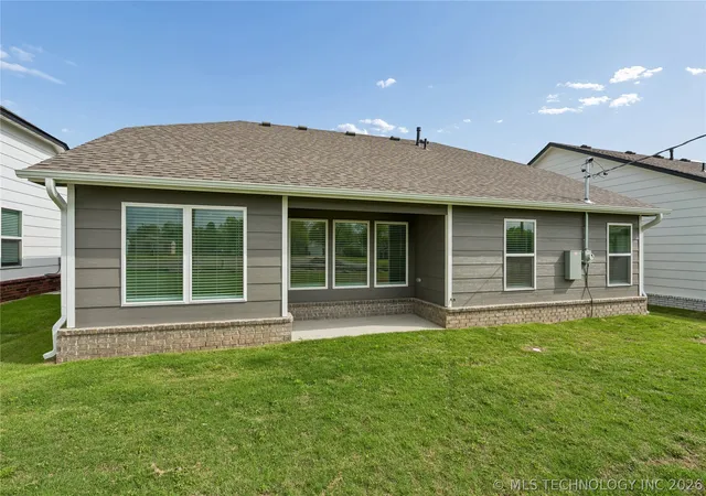 Homes for sale in Cushing, OK | 1121 E Cherry St, Cushing, OK 74023 | MLS# 2613619