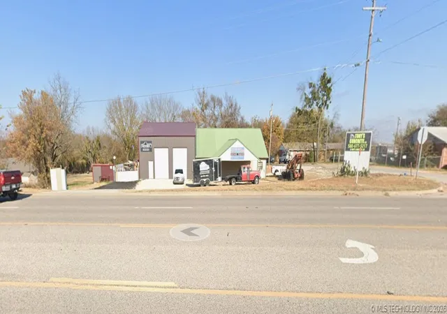 Homes for sale in Madill, OK | 15328 W State Hwy 70 Hwy, Madill, OK 73446 | MLS# 2613631