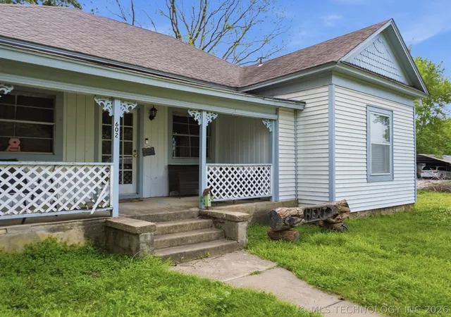 Homes for sale in Claremore, OK | 602 N Muskogee Ave, Claremore, OK 74017 | MLS# 2612861