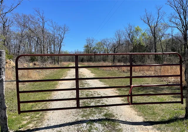 2nd image of 32350 S 559 Rd, Cookson, OK 74427 | MLS# 2613616