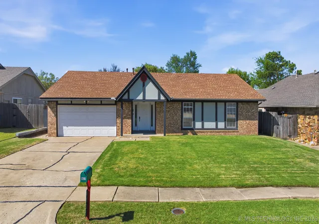 Photo 3 of Single family home for sale at 9027 E 60th Street, Tulsa, OK 74145 | MLS# 2613275 | Listing updated on 2026-05-18