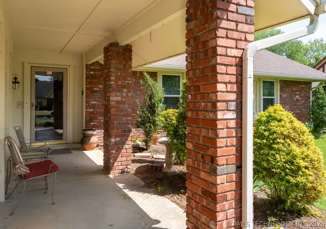 Photo 4 of Single family home for sale at 5911 E 100th Place, Tulsa, OK 74137 | MLS# 2613596 | Listing updated on 2026-08-20