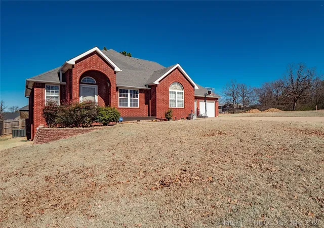 Homes for sale in Mc Alester, OK | 403 Oklahoma, Mc Alester, OK 74501 | MLS# 2609611