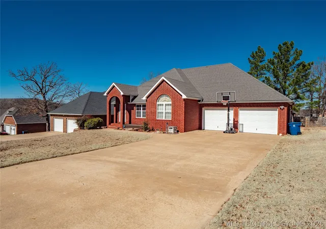 Homes for sale in Mc Alester, OK | 403 Oklahoma, Mc Alester, OK 74501 | MLS# 2609611