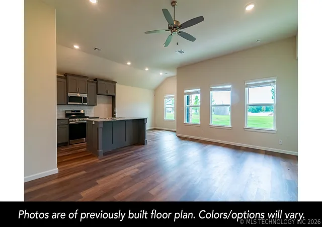 Homes for sale in Collinsville, OK | 2507 W Main St, Collinsville, OK 74021 | MLS# 2613710