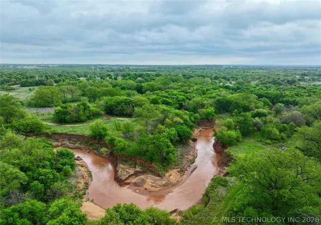 Homes for sale in Elmore City, OK | 22099 E County Road 1710, Elmore City, OK 73433 | MLS# 2612757