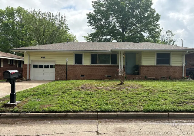 1st image of 618 Se Wilshire Ave, Bartlesville, OK 74006 | MLS# 2613745