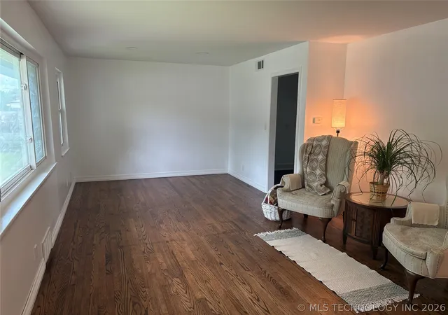 2nd image of 618 Se Wilshire Ave, Bartlesville, OK 74006 | MLS# 2613745