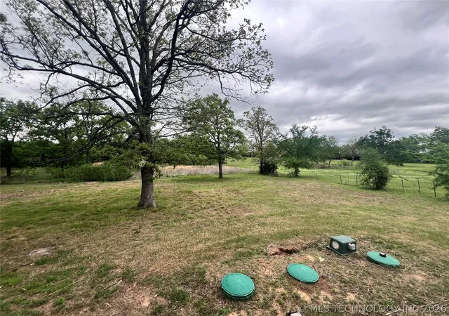 Homes for sale in Porum, OK | 7016 E 303Rd St S, Porum, OK 74455 | MLS# 2613760