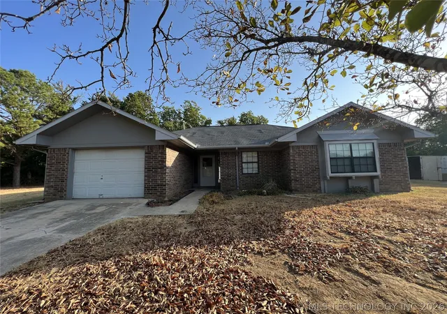 Photo 1 of Single family home for sale at 3502 Carter Se, Ardmore, OK 73401 | MLS# 2613793 | Listing updated on 2026-09-18