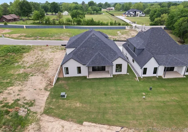 Homes for sale in Tulsa, OK | 3315 Aspen Ridge Rd, Tulsa, OK 74132 | MLS# 2613754