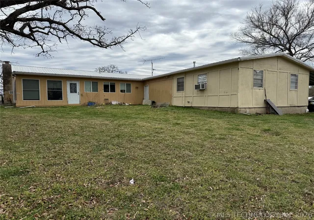 Homes for sale in Ramona, OK | 402151 W 3200 Rd, Ramona, OK 74061 | MLS# 2611418