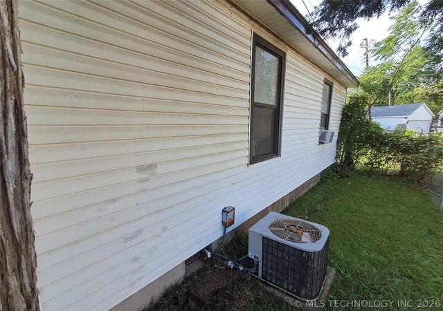 2nd image of 403 Oak, Ardmore, OK 73401 | MLS# 2613976