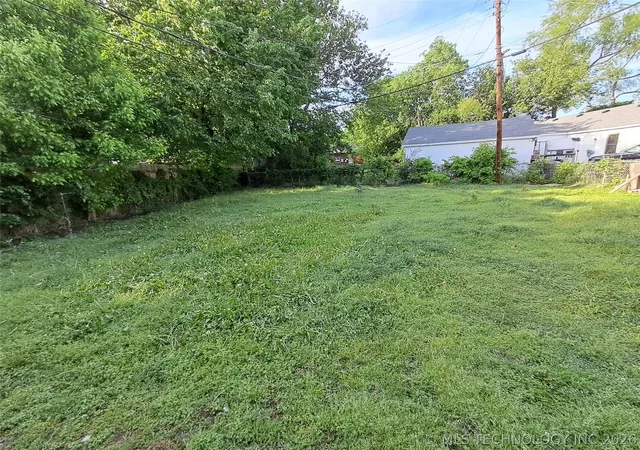 Photo 4 of Single family home for sale at 403 Oak, Ardmore, OK 73401 | MLS# 2613976 | Listing updated on 2026-08-27