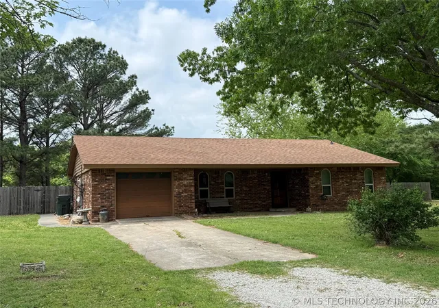 Photo 1 of Single family home for sale at 226 Quinn, Ardmore, OK 73401 | MLS# 2613982 | Listing updated on 2026-08-20