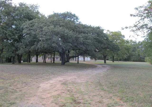 2nd image of 1 Three Mile Rd, Durant, OK 74701 | MLS# 2613990