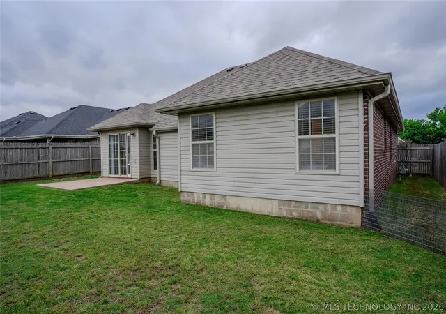 Homes for sale in Bartlesville, OK | 446 Ne Katherine Ave, Bartlesville, OK 74006 | MLS# 2613992