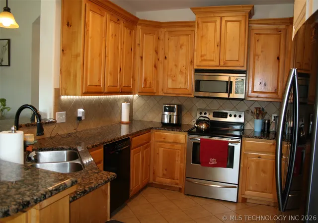 3rd image of 412 Wandering, Ardmore, OK 73401 | MLS# 2614003