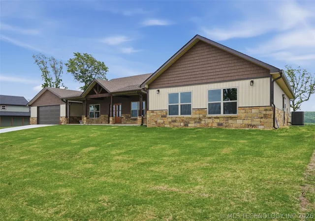 Photo 2 of Single family home for sale at 34830 S Falcon Crst Ln, Cookson, OK 74427 | MLS# 2614007 | Listing updated on 2026-08-20