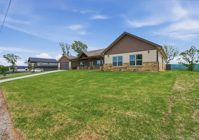 Photo 4 of Single family home for sale at 34830 S Falcon Crst Ln, Cookson, OK 74427 | MLS# 2614007 | Listing updated on 2026-08-20