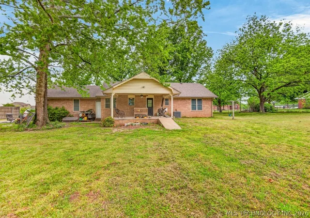 Homes for sale in Claremore, OK | 20805 S 4110 Rd, Claremore, OK 74017 | MLS# 2614008
