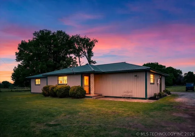 Homes for sale in Mc Curtain, OK | 30253 W Hwy 31, Mc Curtain, OK 74944 | MLS# 2614119
