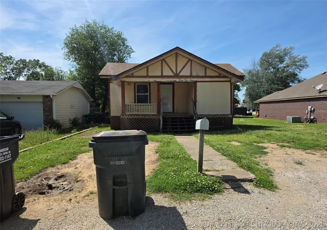 Homes for sale in Collinsville, OK | 314 N 17th St, Collinsville, OK 74021 | MLS# 2614131