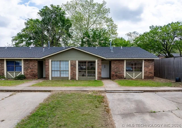 Homes for sale in Madill, OK | 708 Oakdale Lane, Madill, OK 73446 | Houzeo