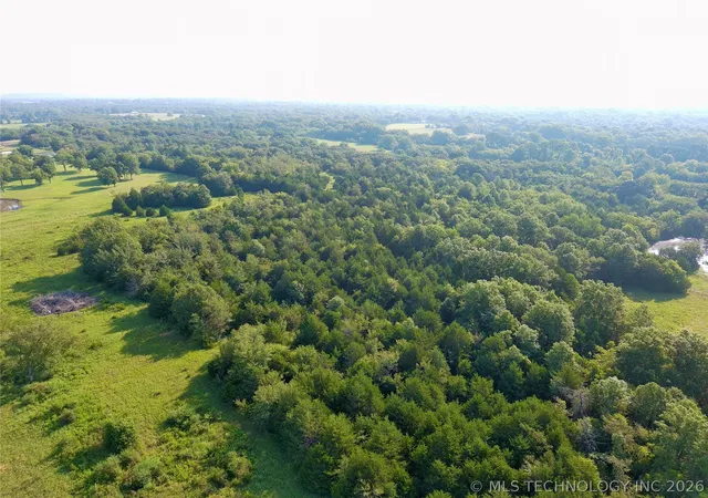 Photo 3 of Sale Pending at 28360 Arbeka Rd, Henryetta, OK 74437 | MLS# 2614217 | Listing updated on 2026-08-26