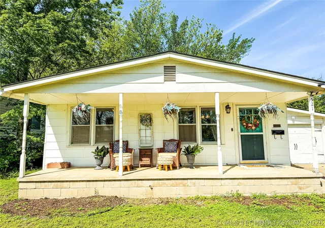 Homes for sale in Drumright, OK | 521 N Grand Ave, Drumright, OK 74030 | MLS# 2614227