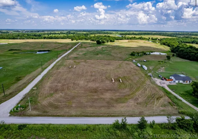 3rd image of 4180 Rd, Porter, OK 74454 | MLS# 2613537
