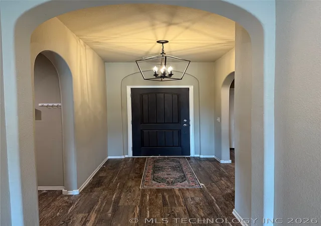 Homes for sale in Glenpool, OK | 13672 S Kenosha Ave, Glenpool, OK 74033 | MLS# 2614273